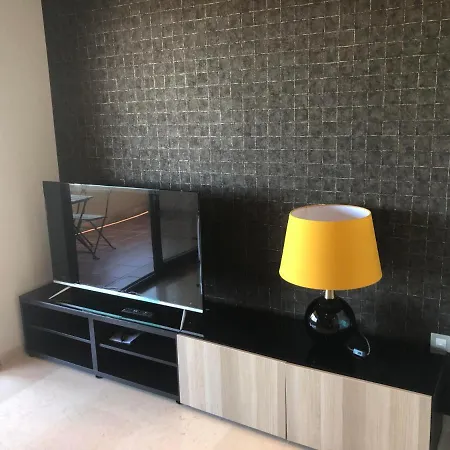 Congress Palace - Golden Mile Apartment
